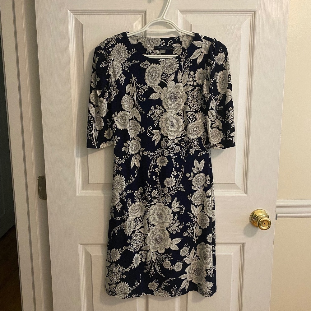 TOMMY HILFIGER Dark Blue Knee Length Dress with White Flowers Size 2